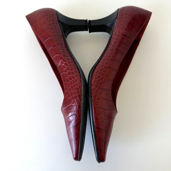 Salvatore Ferragamo Burgundy Red Croc Embossed Leather Heel Pumps Size 7.5 B - Picture 8 of 13